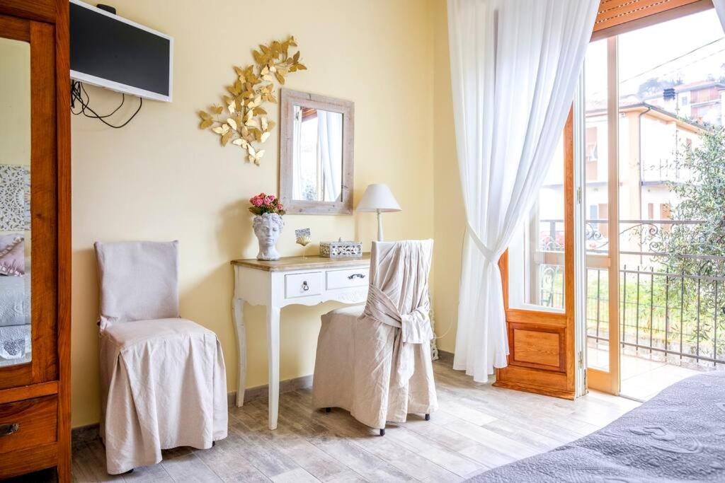 Annali Casa Vacanze - Shabby Style Nella Natura لا سبيتسْيا المظهر الخارجي الصورة